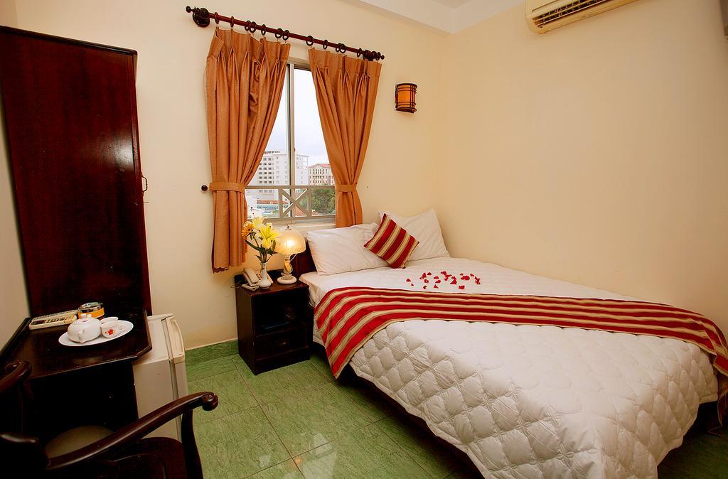 Sun Flower Hotel Nha Trang Exteriör bild