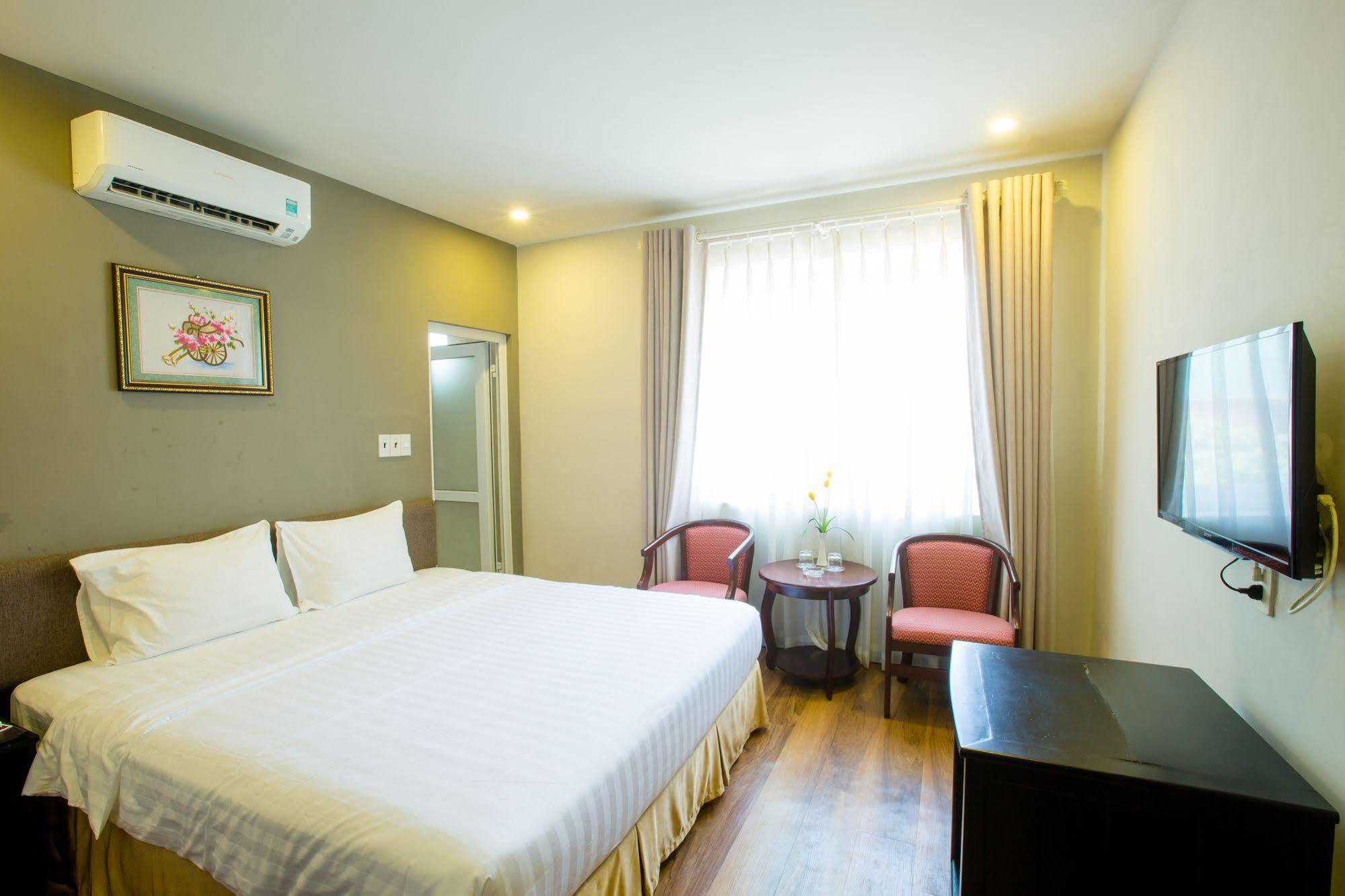 Sun Flower Hotel Nha Trang Exteriör bild