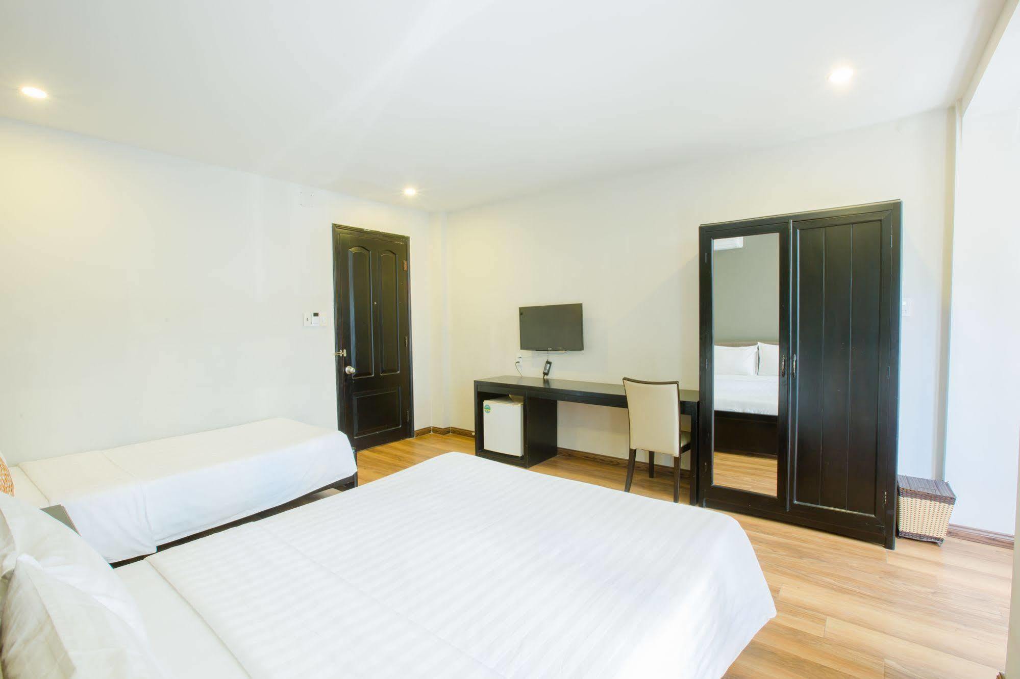 Sun Flower Hotel Nha Trang Exteriör bild