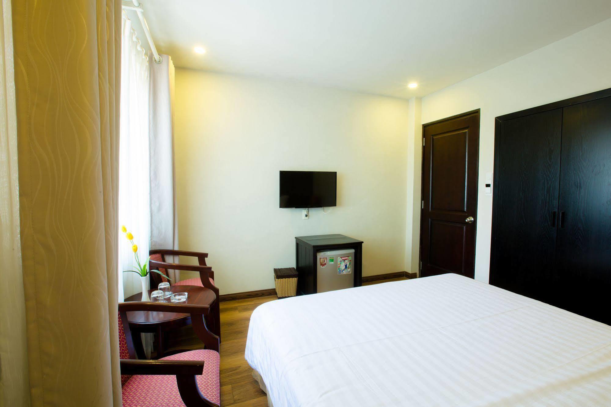 Sun Flower Hotel Nha Trang Exteriör bild