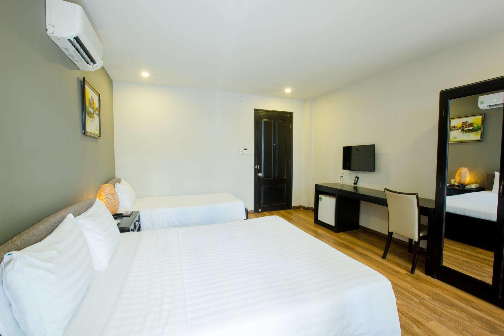 Sun Flower Hotel Nha Trang Exteriör bild